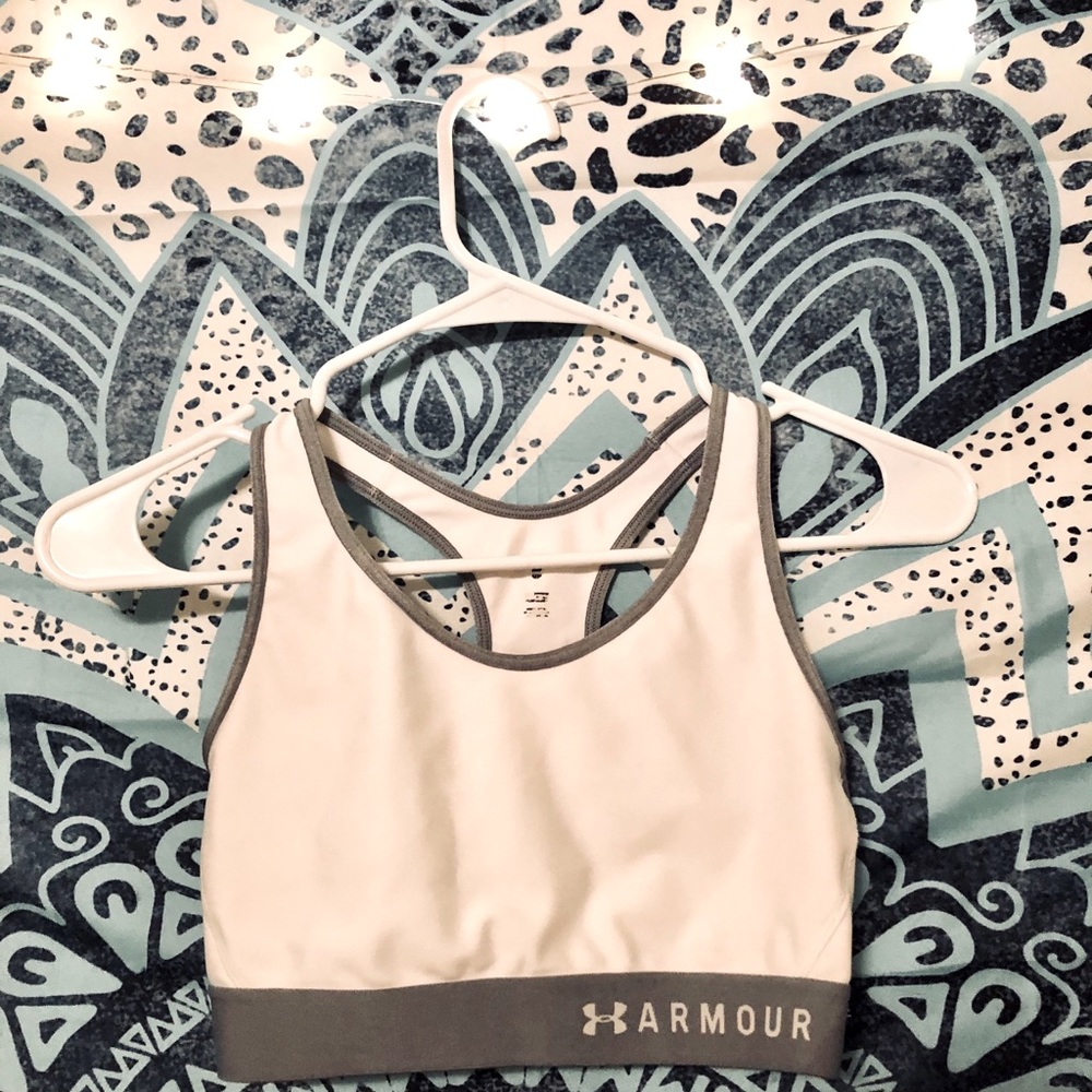 Under Armour sports bra (white)